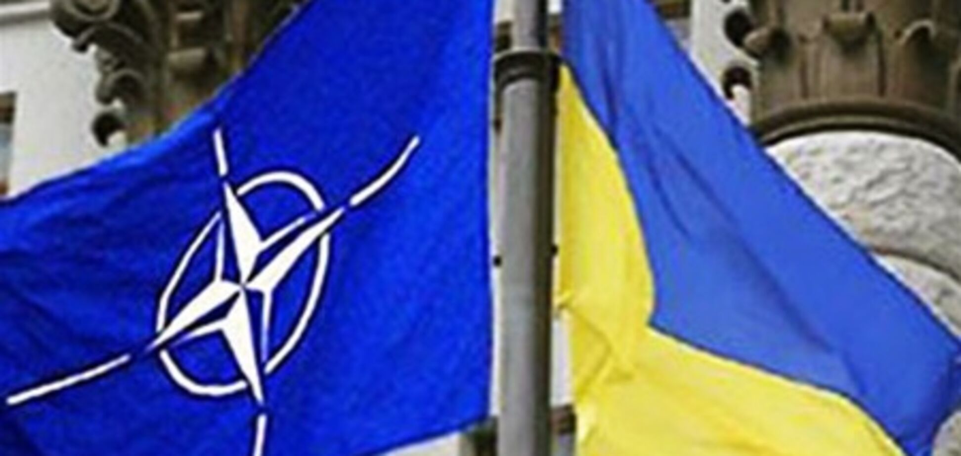 НАТО висловило Україні подяку за участь в операціях альянсу