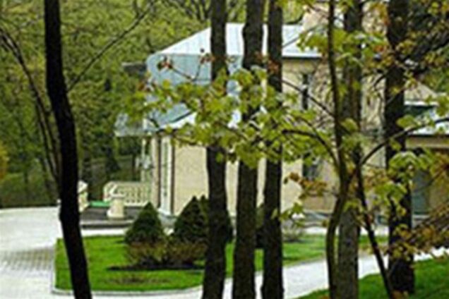 Санузел Януковича стоит 350 000 евро - французские СМИ