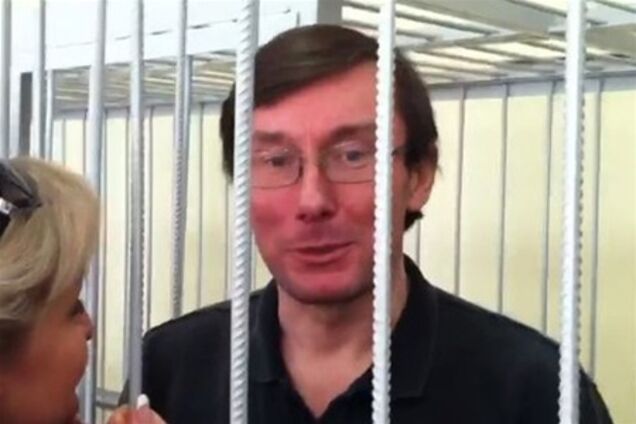 Луценко не збирається доводити свою невинність