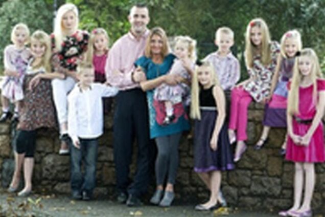 Британець зробив пропозицію жінці з 15 дітьми 