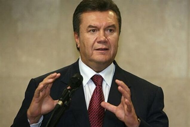 Журналістам у шортах заборонено писати про Януковича