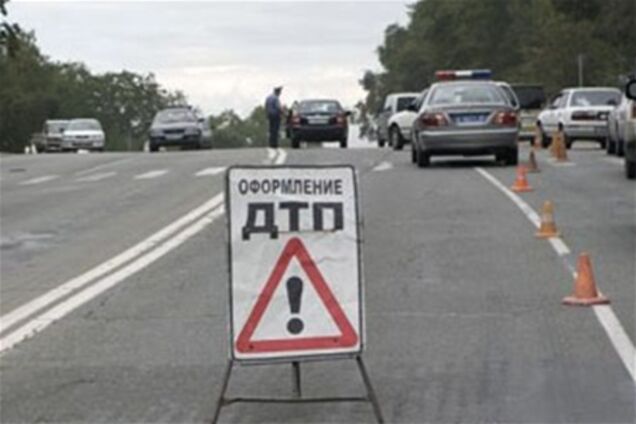 На Рівненщині перекинувся автобус з іноземцями: є жертви