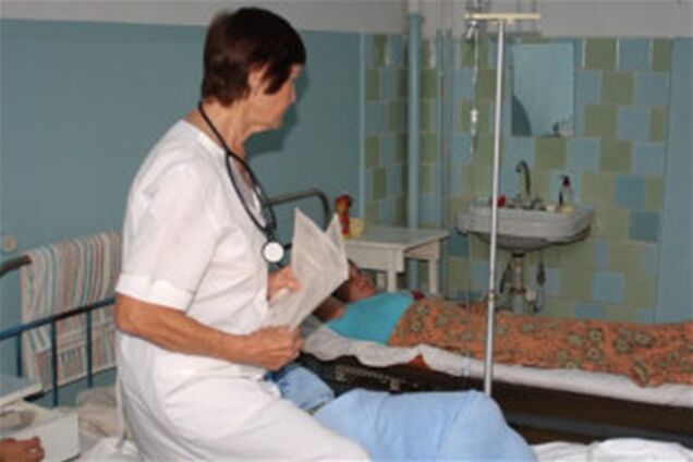 Москва расторгла договор с крымским лагерем, где отравились дети из России