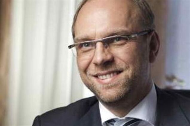 Власенко обжаловал свое изгнание из Печерского суда