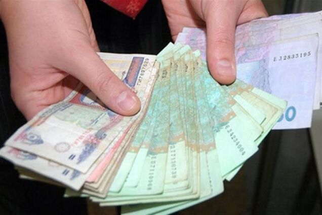 Каждый второй украинец хотел бы зарабатывать 2700 грн в месяц