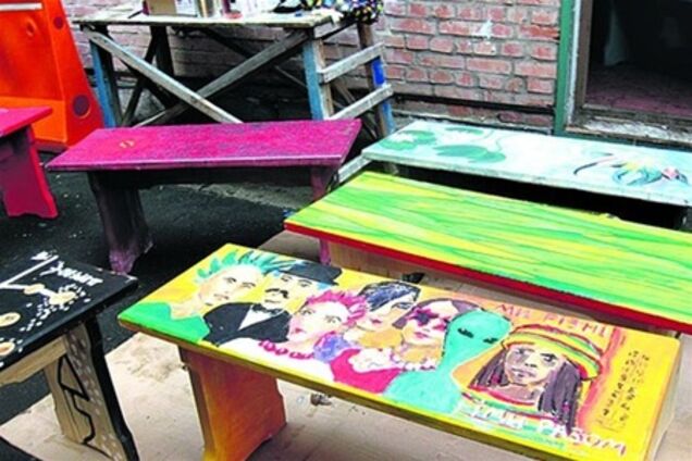 В Полицейском садике пройдет аукцион за имя на лавочке