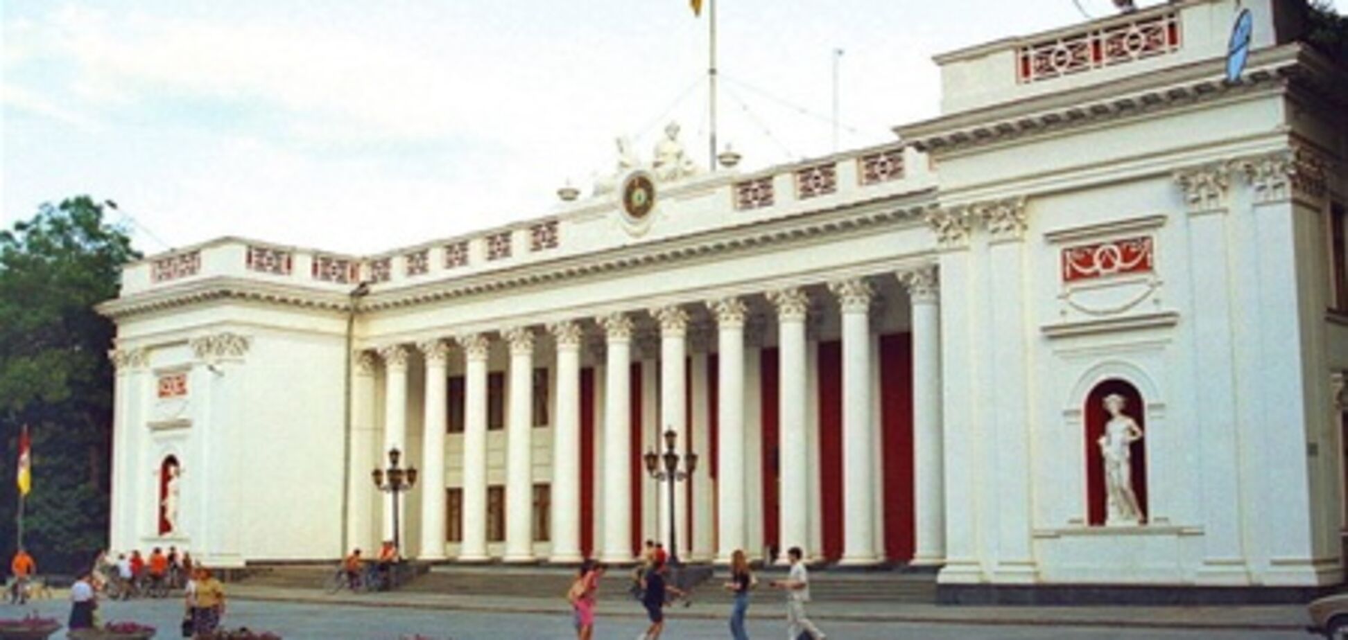 В Одесі журналісти штурмують міськраду