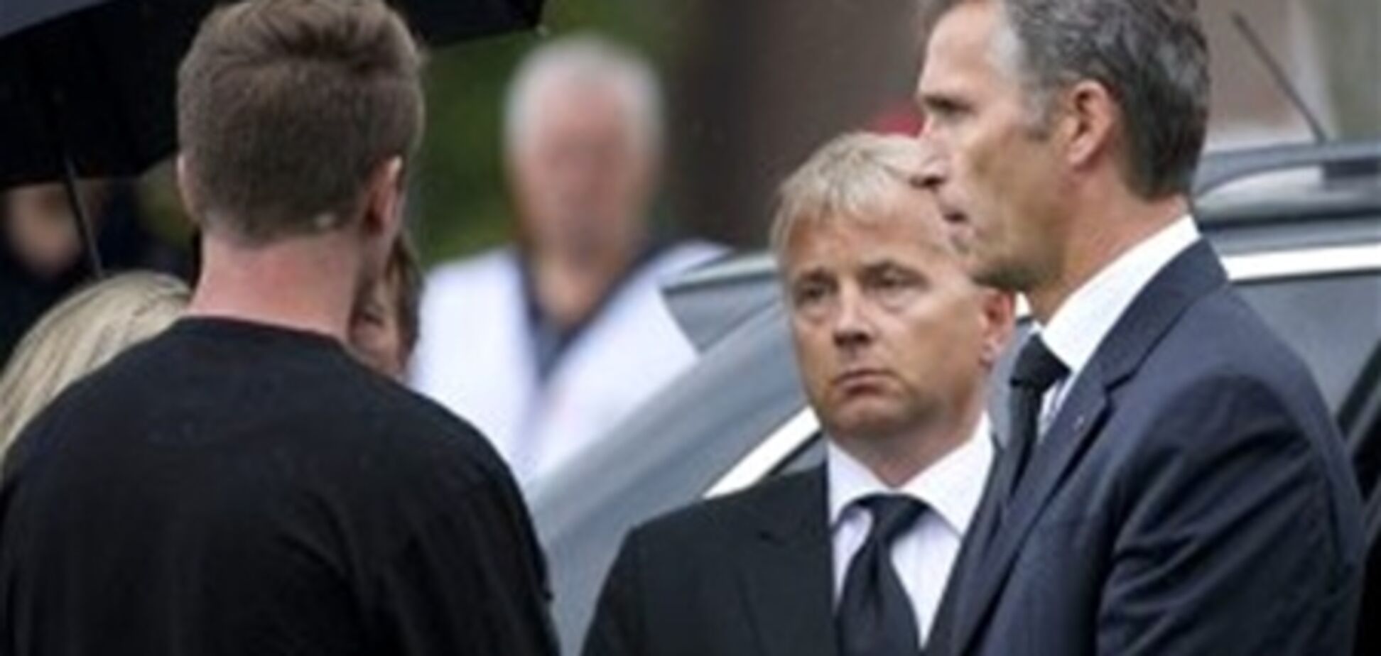 У отеля, где спрятался премьер Норвегии, задержали мужика с ножем