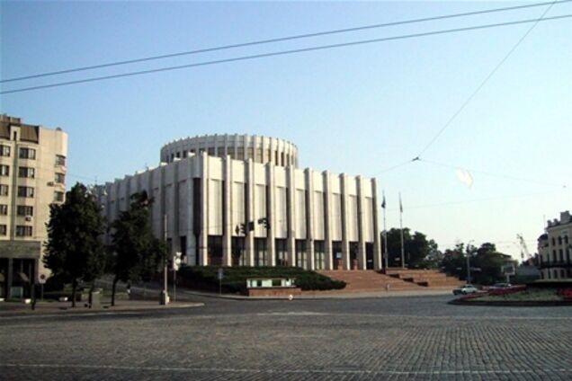 Ющенко взял 'Украинский дом' в аренду на полстолетия