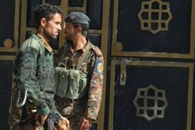 У Ємені теракт на військовій базі