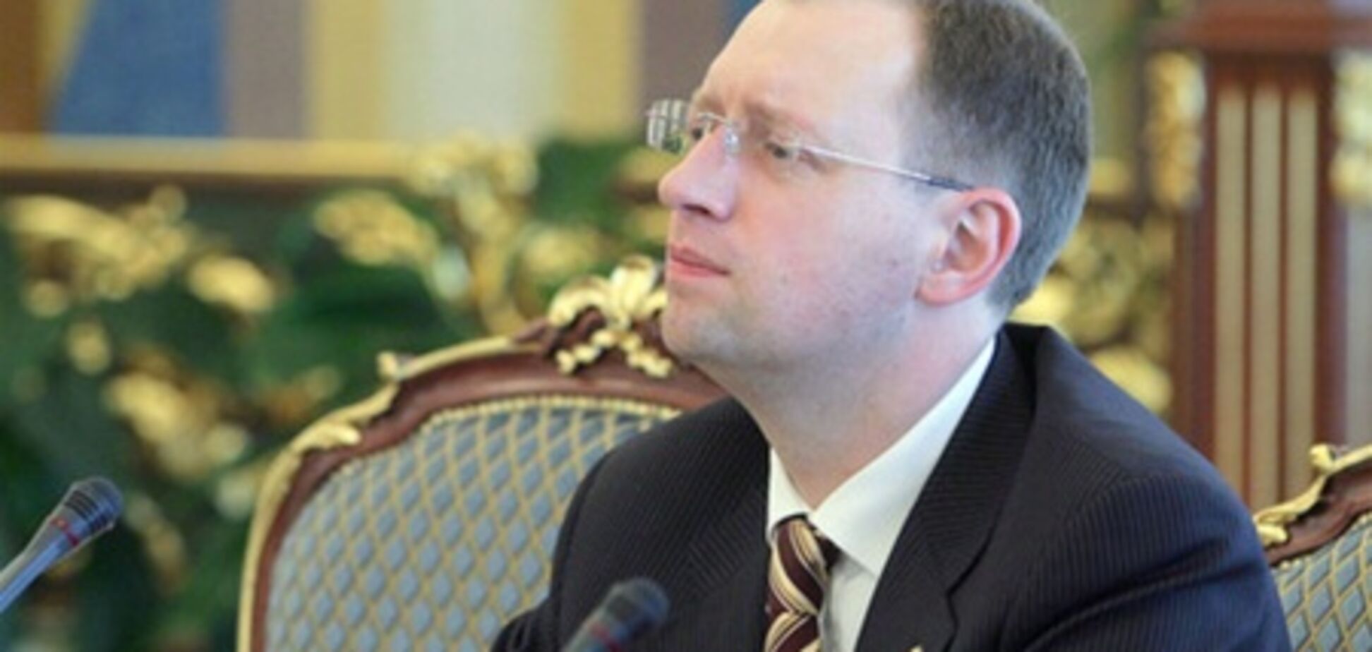 Яценюк хоче сформувати більшість у ВР