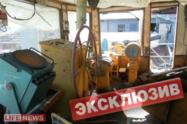 Водолазы: во всех помещениях 'Булгарии' до сих пор пахнет смертью. Фото изнутри