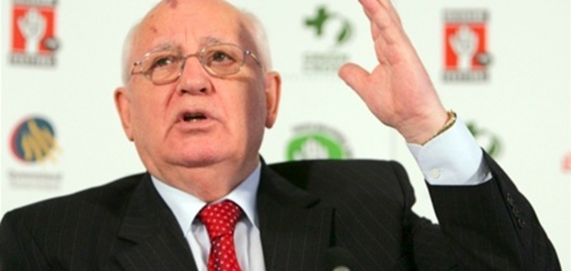 Путін перетворить Росію в диктатуру африканського типу - Горбачов