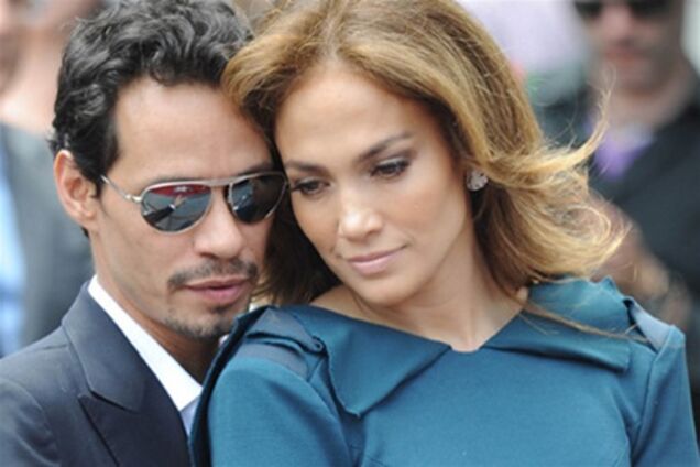 Стало відомо, чому Дженніфер Лопес кинула чоловіка