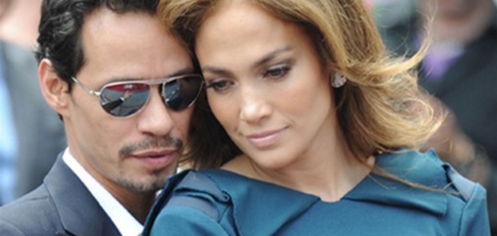 Стало відомо, чому Дженніфер Лопес кинула чоловіка