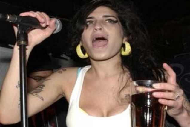 По делу о смерти Эми Уайнхаус появился подозреваемый. Фото