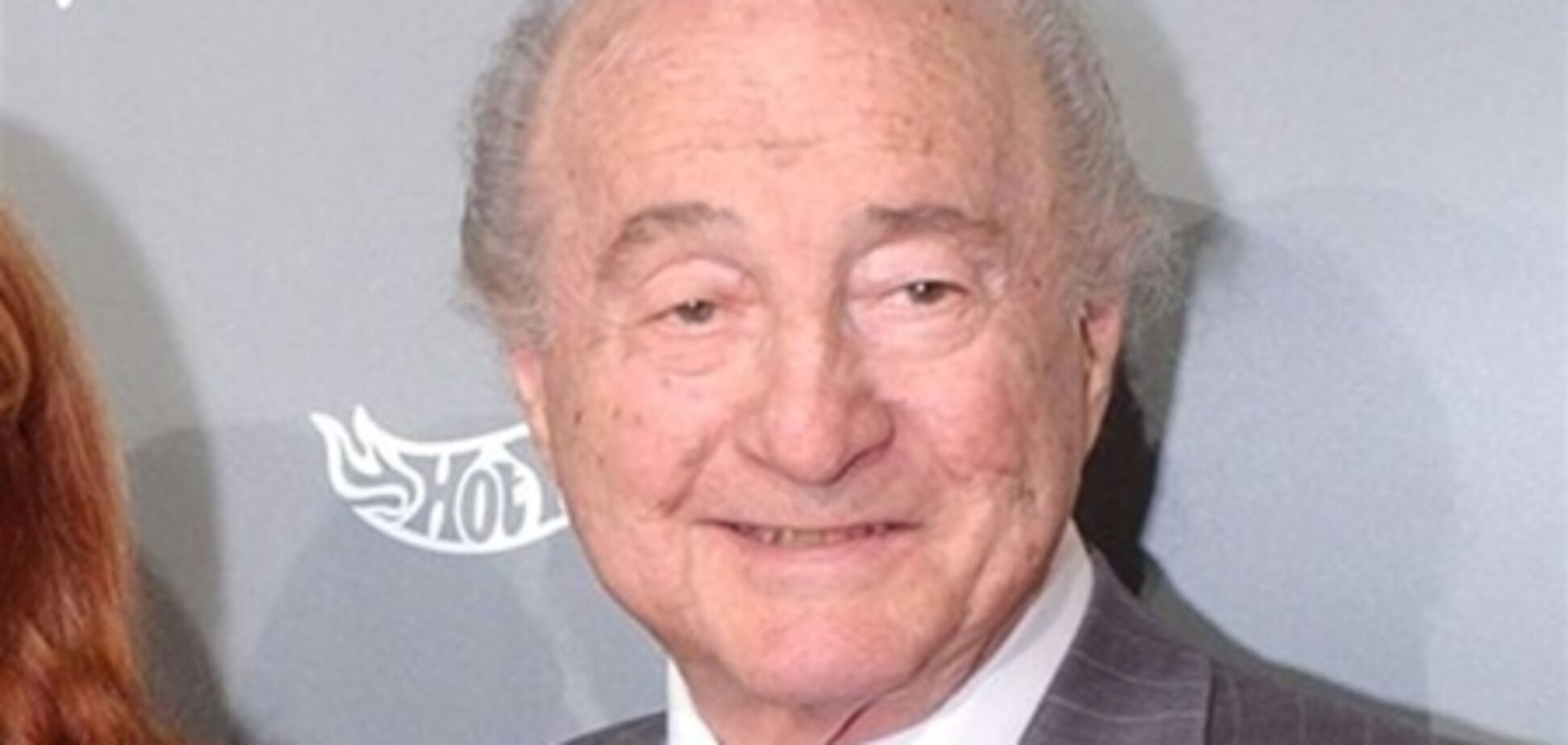 Умер отец куклы Барби