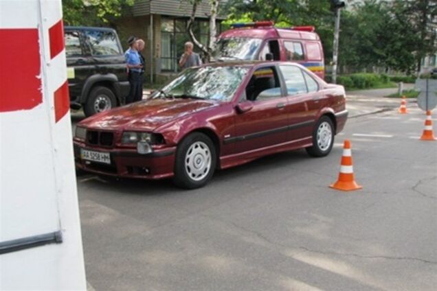 В Киеве двое детей попали под колеса «БМВ»