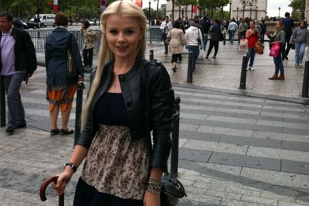 Мика Ньютон голодает