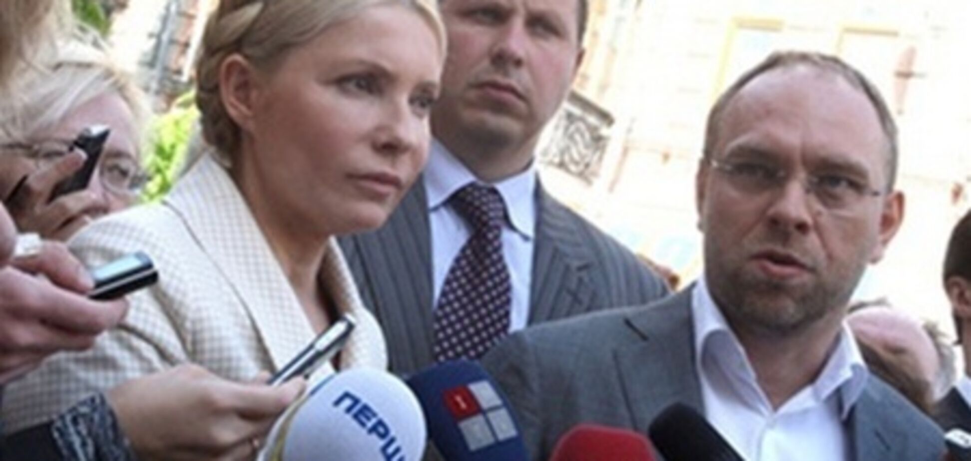 Тимошенко будет требовать у суда новых защитников