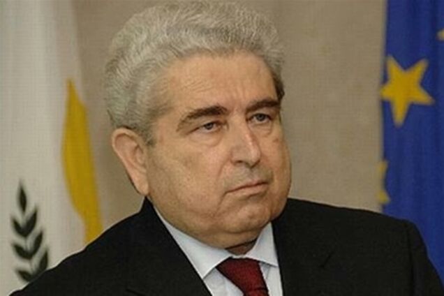 Уряд Кіпру пішов у відставку