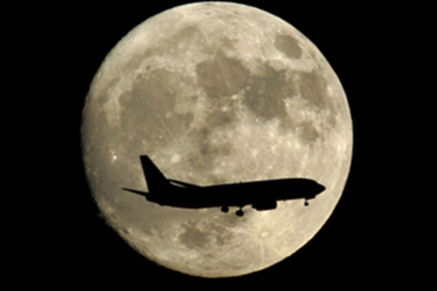 Манящая тиша ночі