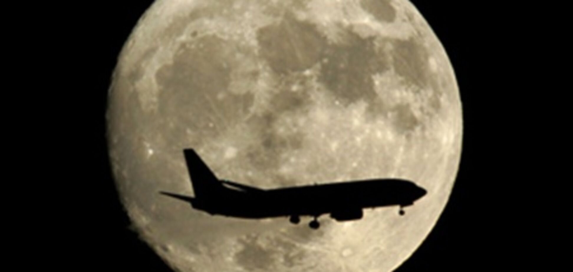 Манящая тиша ночі