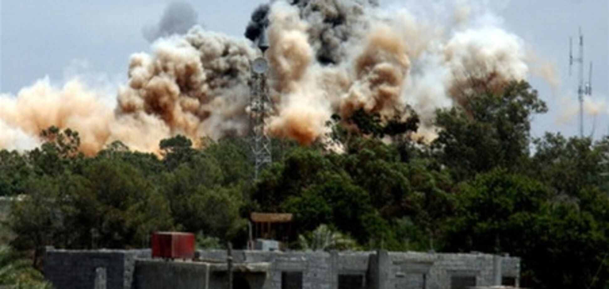 НАТО усилило бомбардировки в Ливии