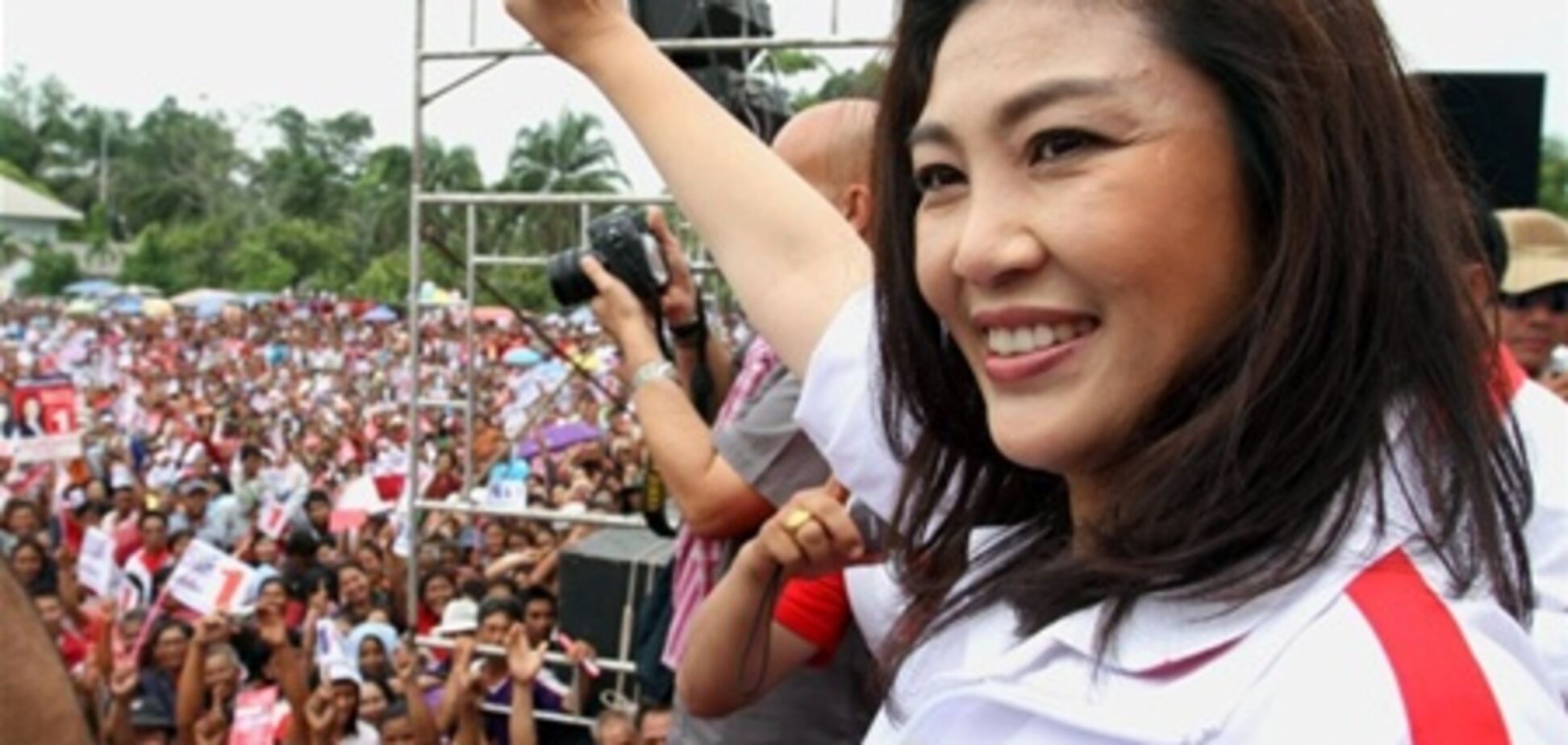 Сестра беглого экс-премьера разгромила партию власти на выборах в Таиланде