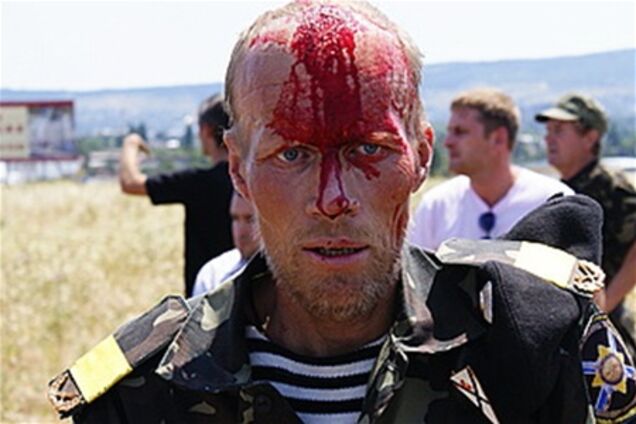 В Крыму несколько сотен казаков подрались с милиционерами