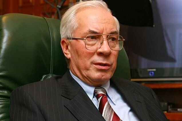 Азаров приехал на взорвавшуюся шахту