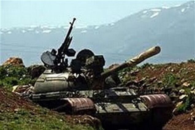 У Сирії проти повстанців кинули танки, є перші жертви