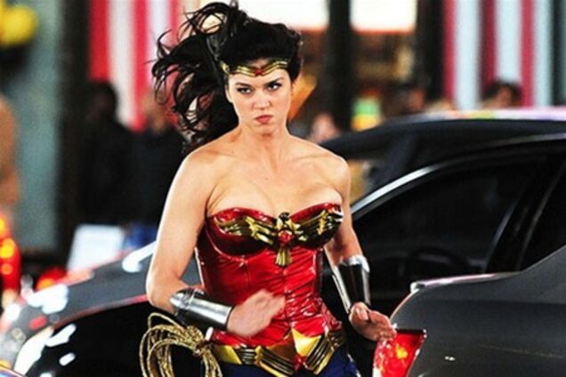 Чудо-женщина пойдет в «Атаку кобры»