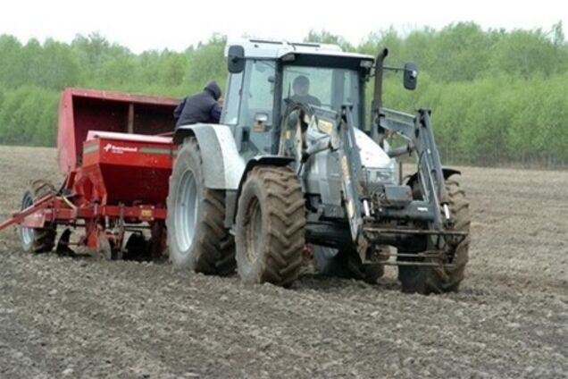 За удостоверение тракториста дали 1 тыс. грн. взятки