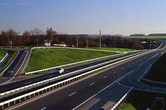 Польща не встигає побудувати дороги до Євро-2012