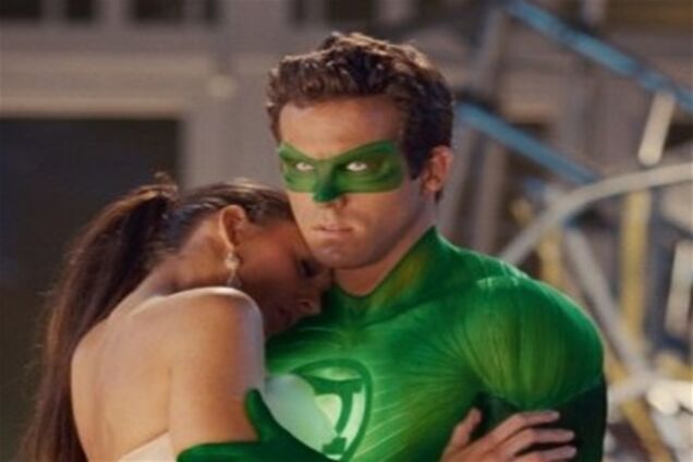 Названы самые провальные фильмы года