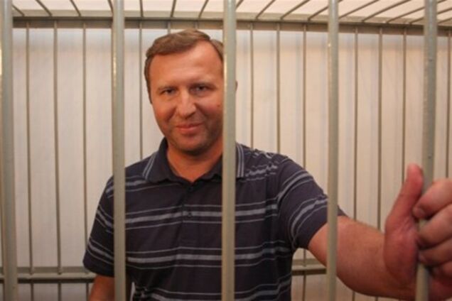 Екс-чиновників Тимошенко випустили під підписку