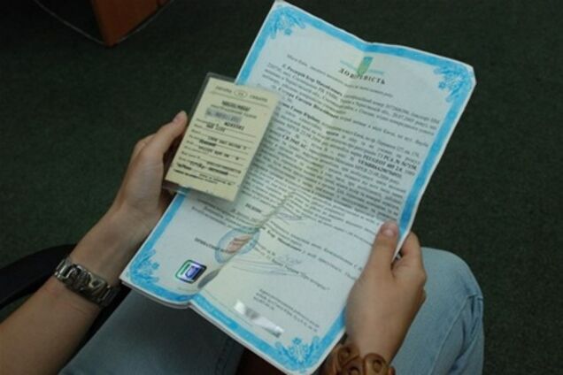 Водіям поки не варто позбавлятись довіреностей - експерт