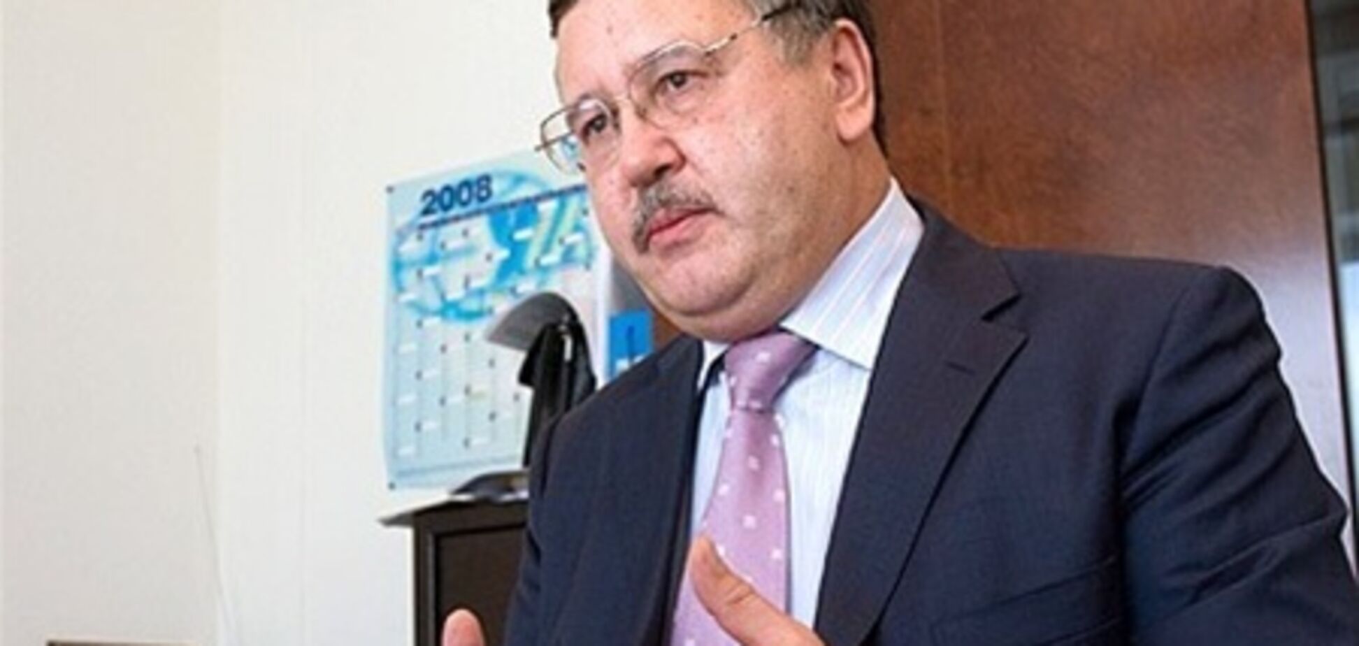 Інспектори ДАІ зможуть зупиняти кого завгодно без причини – Гриценко