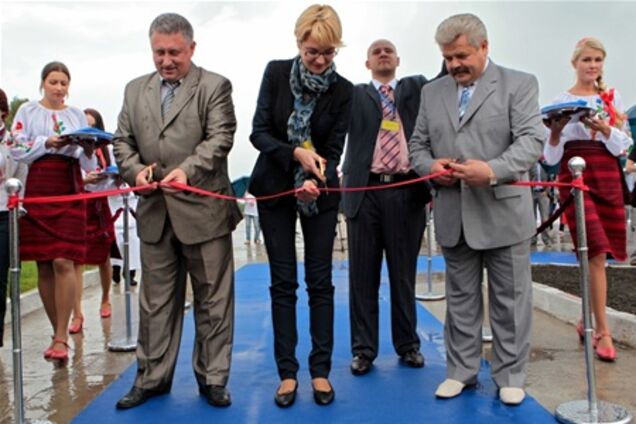 «Авангард» Бахматюка открыл на Хмельнитчине самый большой в Европе комплекс по производству яиц