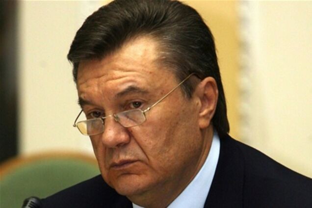 Янукович співчуває людям і скаржиться на бюрократів