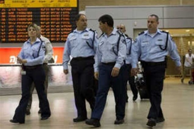 Ізраїль депортує 69 учасників 'авіафлотилії'