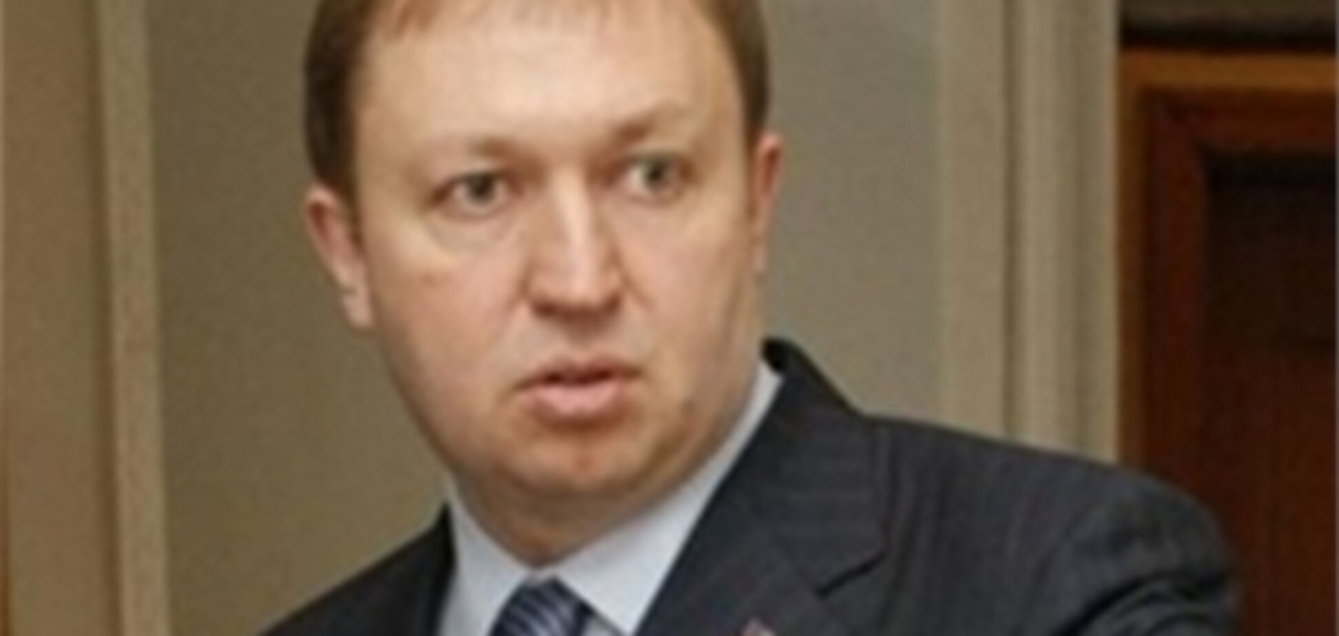 Иномарки и импортные продукты могут подорожать