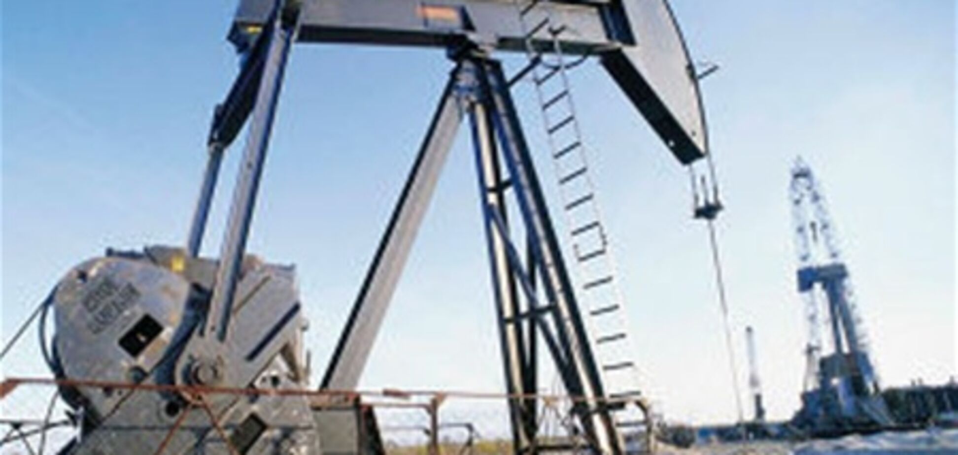 Цена на нефть на торгах в Нью-Йорке повысилась на 4,5%