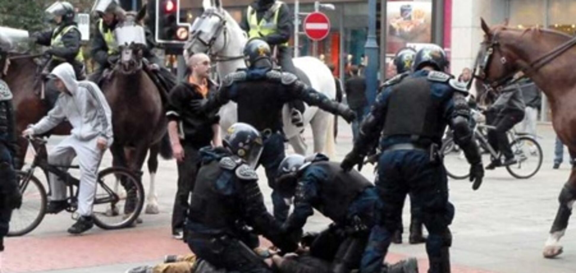 Беспорядки в Великобритании: задержаны более 1,1 тыс. человек