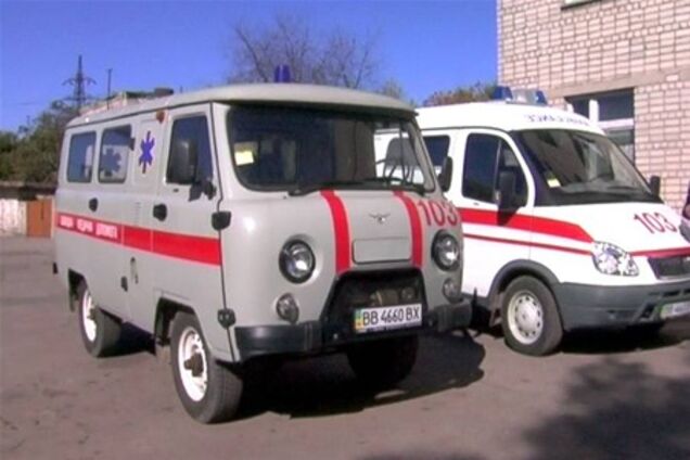 П'яна мати викинулася з шостого поверху з шестимісячної донькою