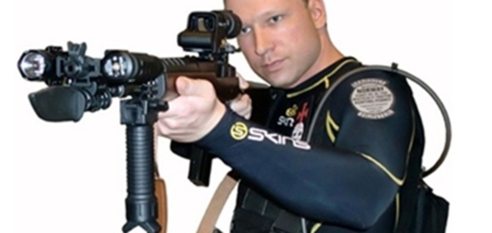 Террорист Брейвик снимал убийство детей на видео