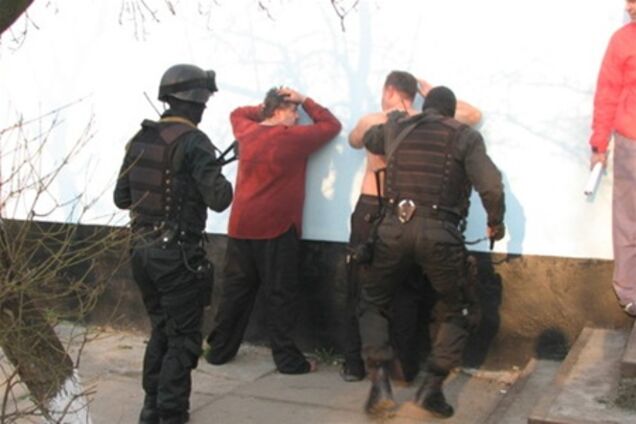 В Крыму задержаны 9 наркодельцов