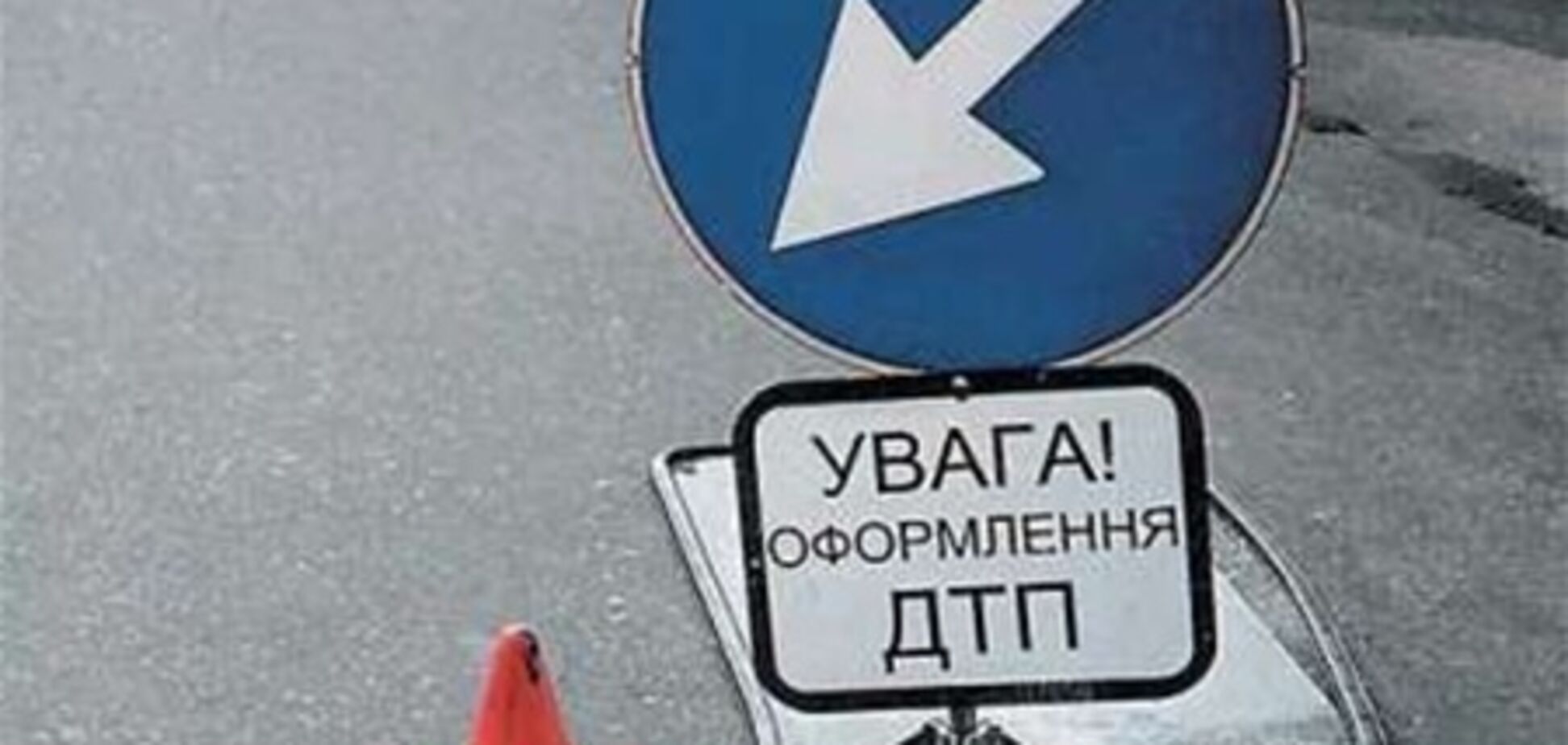 У Харкові перекинувся міліцейський УАЗ з зеками