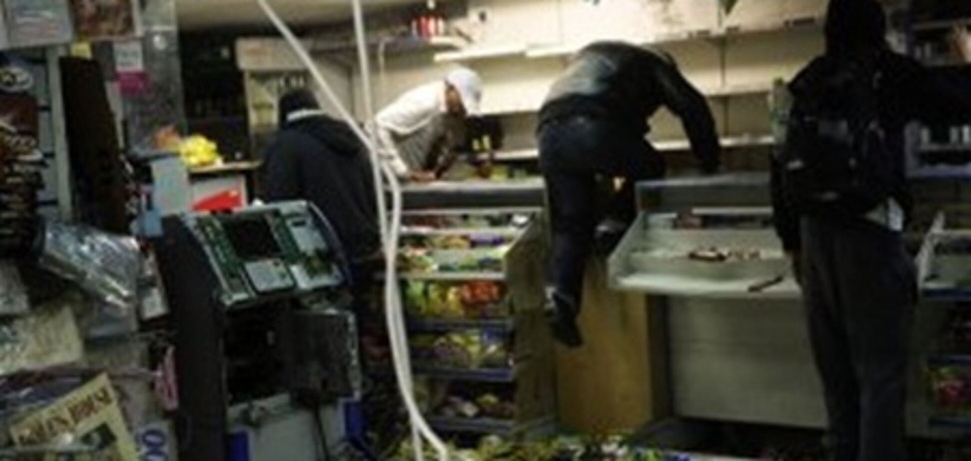 За время беспорядков в Англии арестованы более 1,6 тысячи человек